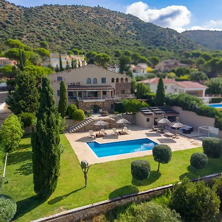 Gala - Els Olivars - & Private Pool Apartment Pau