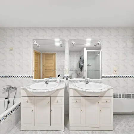 Apartament Gala - Els Olivars - & Private Pool Pau